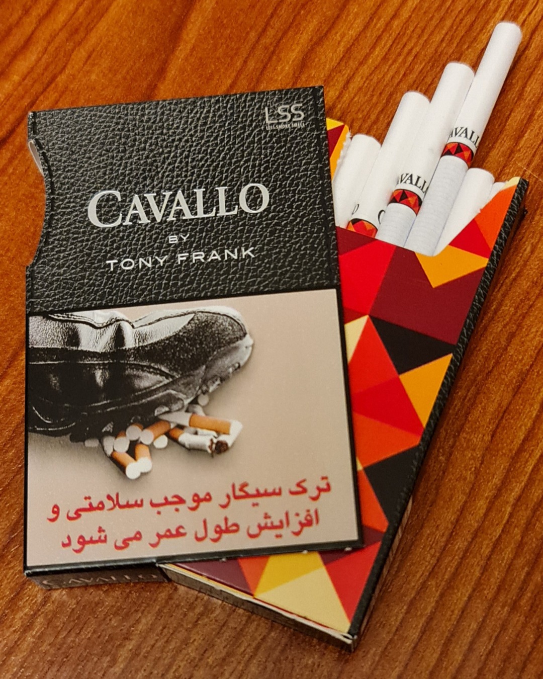 fg-CAVALLO_TONY_FRANK-00-1 Cavallo by Tony Frank — front pack